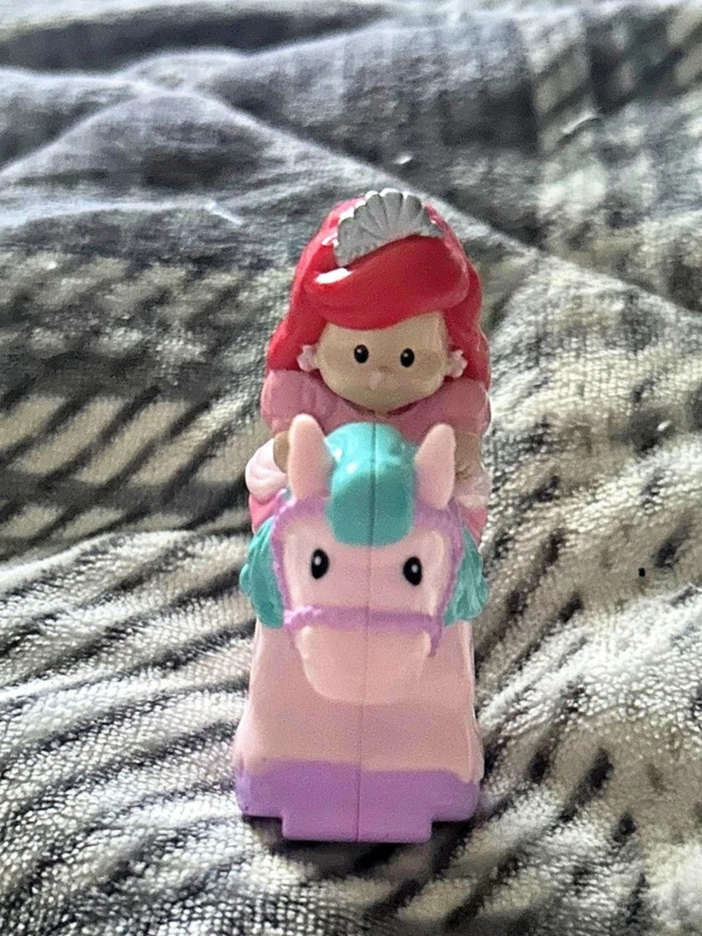 Fisher-Price Little People Disney Princess Ariel Kip-Klop Figure